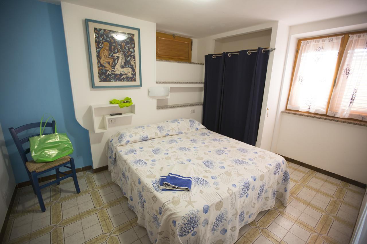 Appartamento In Villa Valentini, Fronte Mare, Giardino E Parcheggio Privato, Wifi, Dotato Di Tutti I Confort, Nel Golfo Di Gaeta Minturno Kültér fotó