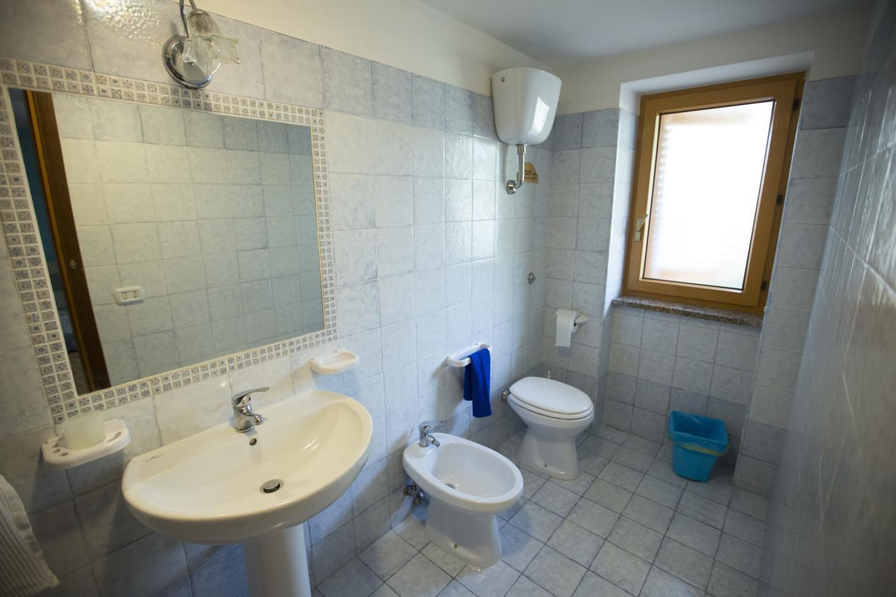 Appartamento In Villa Valentini, Fronte Mare, Giardino E Parcheggio Privato, Wifi, Dotato Di Tutti I Confort, Nel Golfo Di Gaeta Minturno Kültér fotó